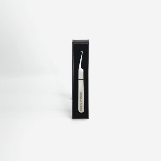 Sleek Dexterity - 90 Degree Volume Tweezer